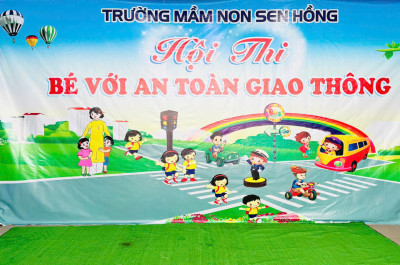 HỘI THI " BÉ VỚI AN TOÀN GIAO THÔNG"