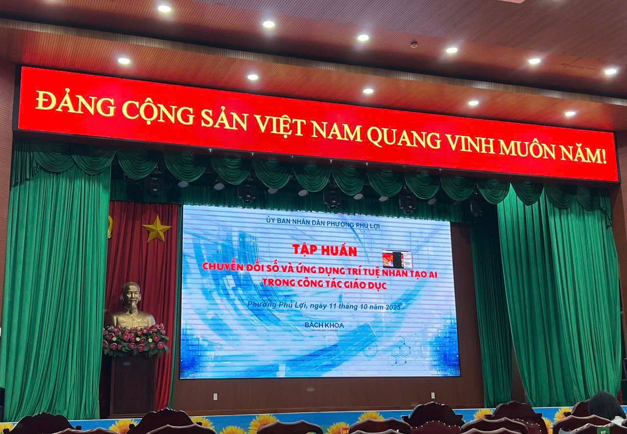 TẬP HUẤN ỨNG DỤNG AI TRONG CÔNG TÁC HÀNH CHÍNH, VĂN PHÒNG.